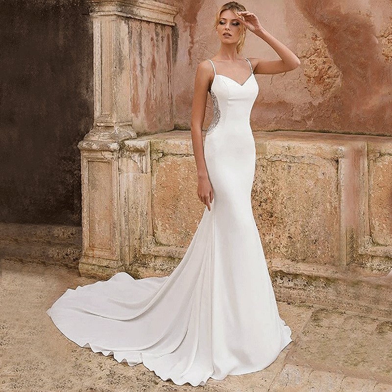 front view of bride wearing a White Simple Mermaid Wedding Dress with V-Neck and Spaghetti-Straps