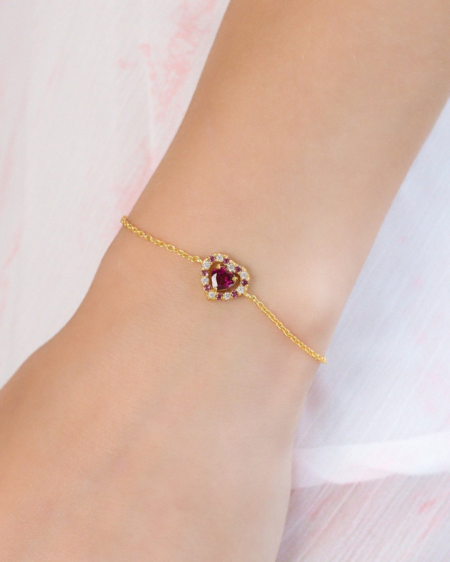 Vianne Red Heart Rhodolite Garnet Bracelet in 18k Gold Vermeil