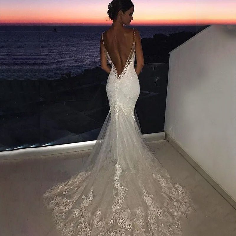 Backless lace mermaid wedding dress best sale